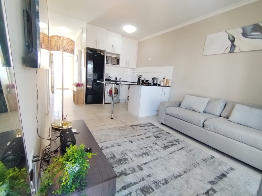 2 Bedroom Property for Sale in Oakglen Western Cape